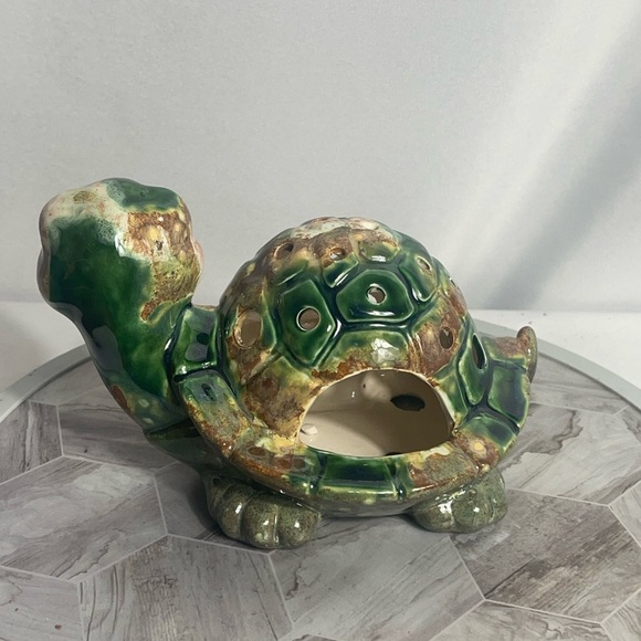 Vintage Handmade Ceramic Turtle Luminary Planter Signed “Marnel” 7-24 - Picture 2 of 9